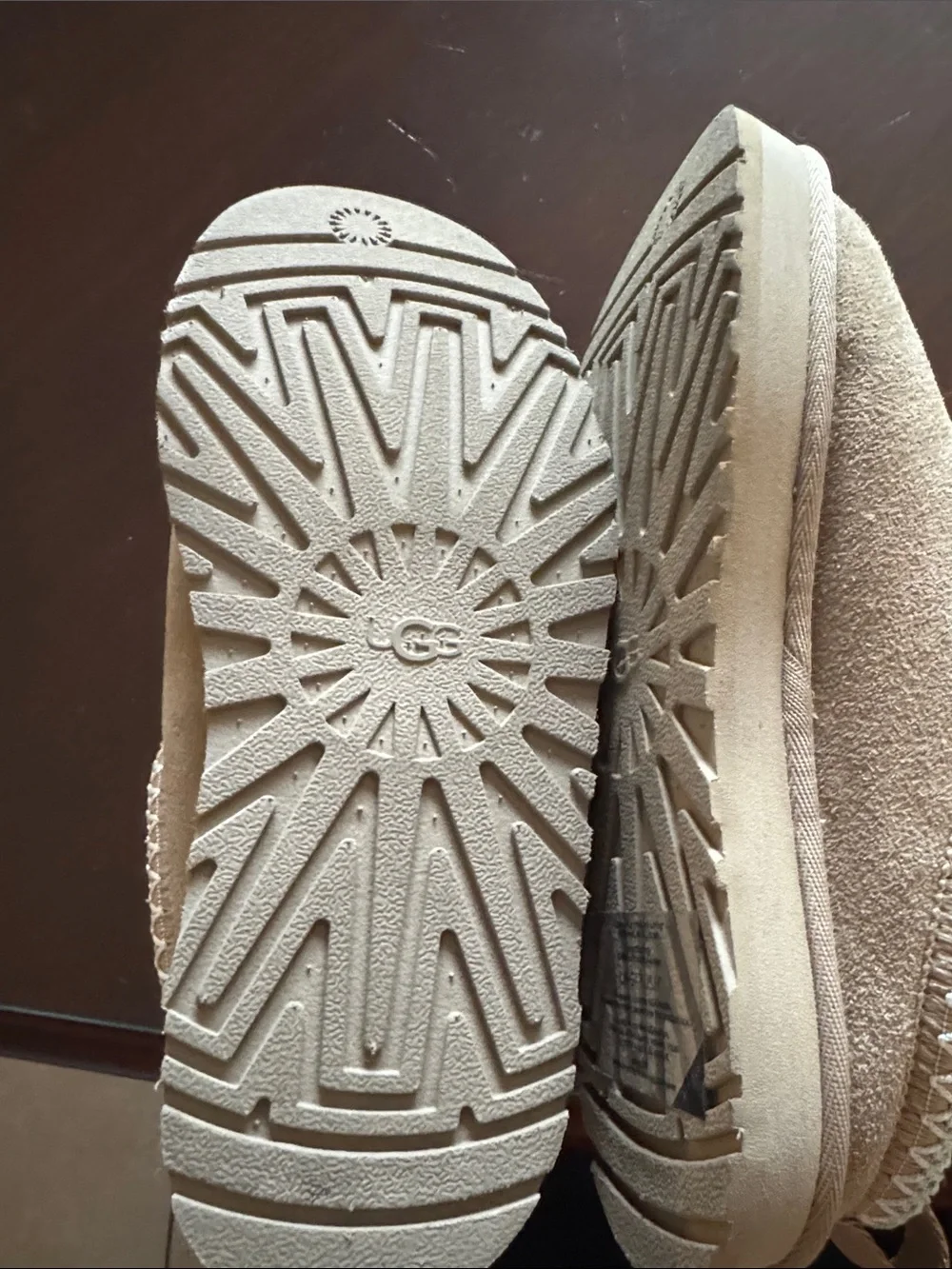 UGG Kids Chestnut/Tan Suede Plush-Lined Slippers